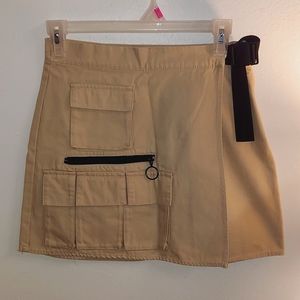Forever 21 Cargo Mini Skirt S Tan